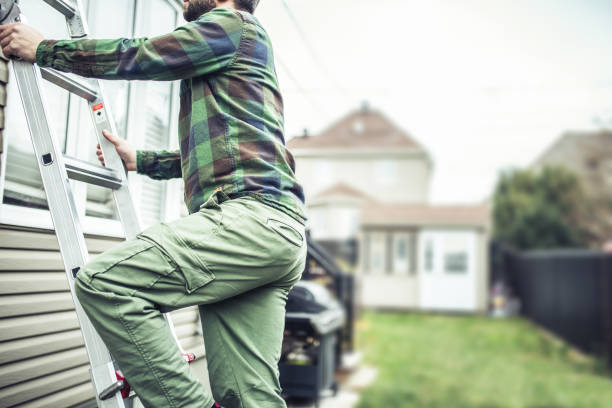 Affordable siding repair and maintenance services in Legend Lake, WI